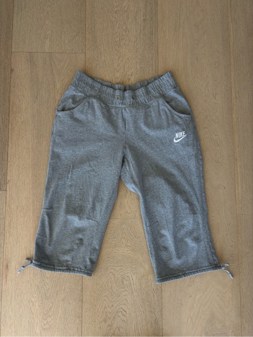 Grey Nike Capris - Picture 2 of 5